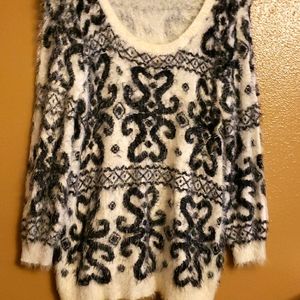 Fabulous fuzzy sweater! By nurture size L